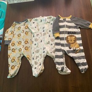 0-3 months Lion/Jungle bundle footie pajamas